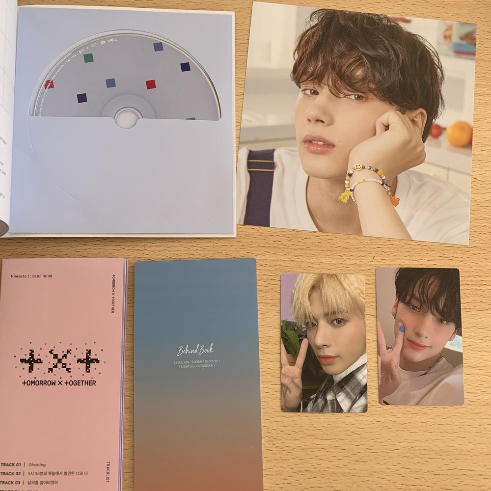 Kpop- TXT blue hour album