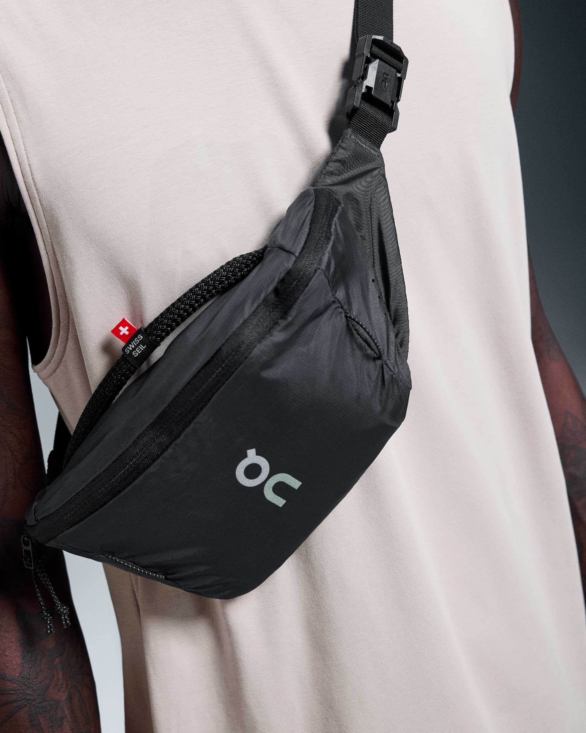 Поясна сумка On Waist Pack 2L Lite бананка