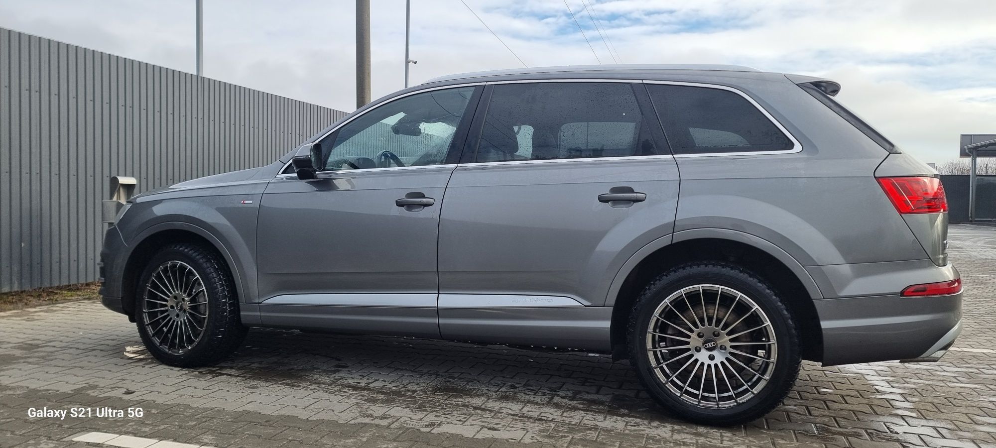 Продам Audi q7 4m 2.0 2017