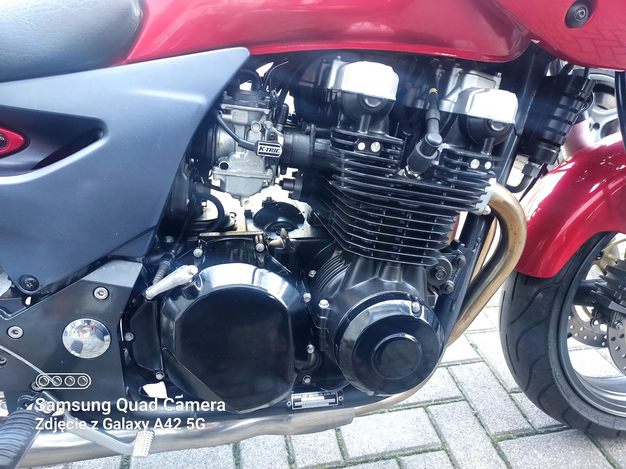 Motocykl Kawasaki ZR-7S super stan