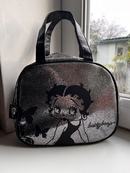 Дитяча сумочка /сумка для дівчинки блискуча Betty Boop