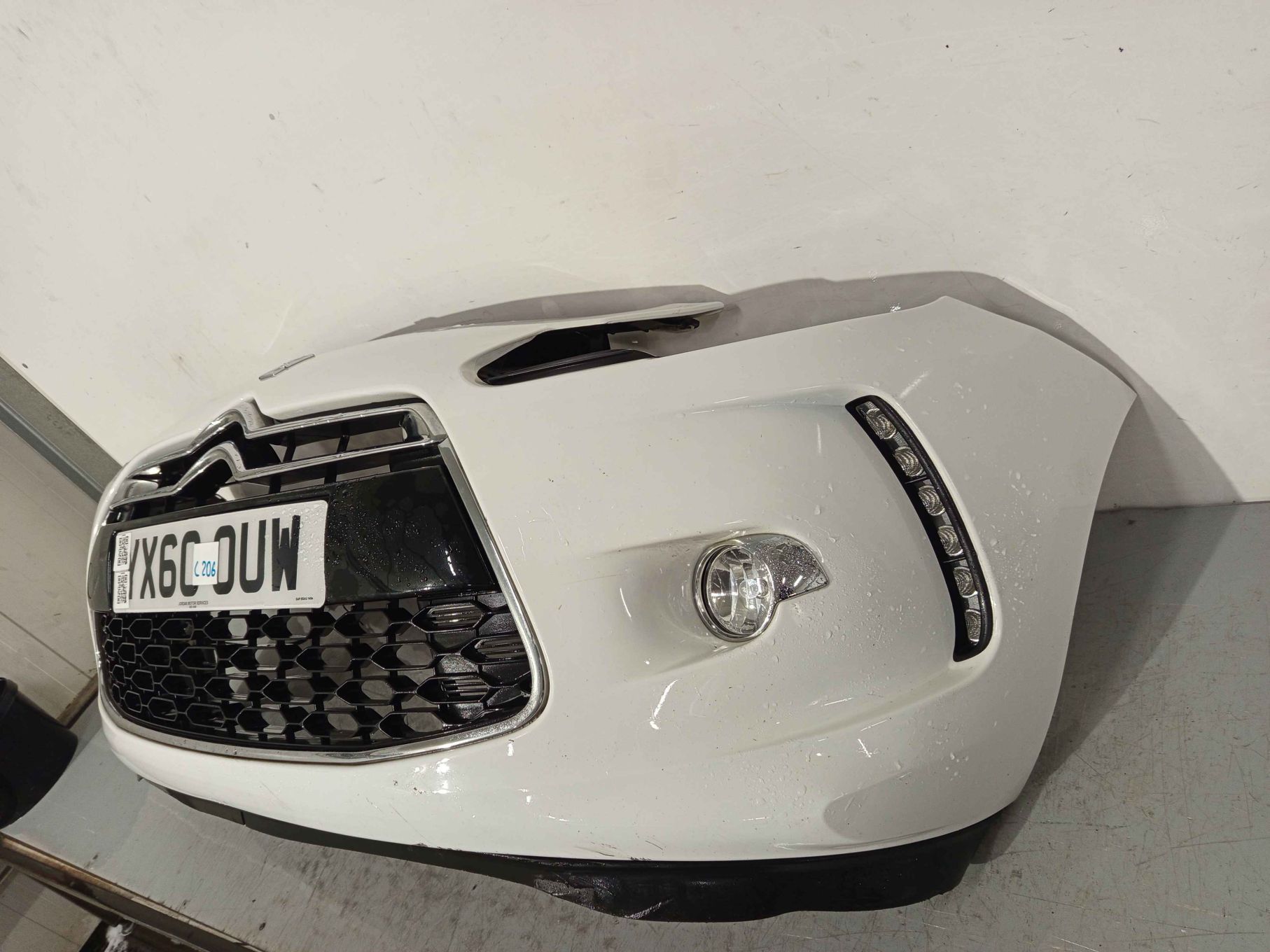 @ ZDERZAK PRZÓD PRZEDNI CITROEN DS3 EWP EWPA BIAŁY ŚWIATŁA DZIENNE DRL LED HALOGENY