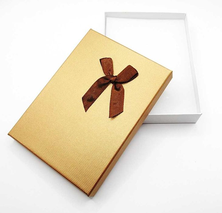 Duże pudełko prezentowe na komplet biżuterii miedziane z kokardką nowe