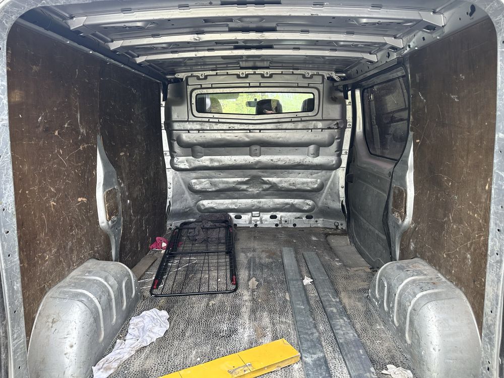 Opel Vivaro 2.5CDTI 145KM 2006r L1H1 Możliwa zamiana