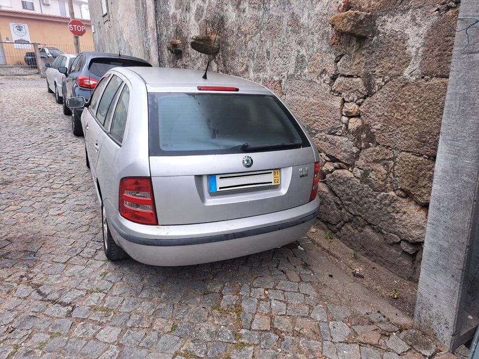 Skoda Fabia 1.4 MPI Carrinha – 2001 (Fevereiro)