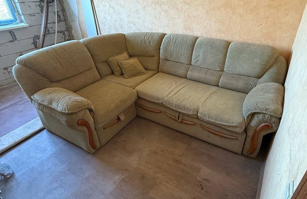 Кутовий диван разкладний