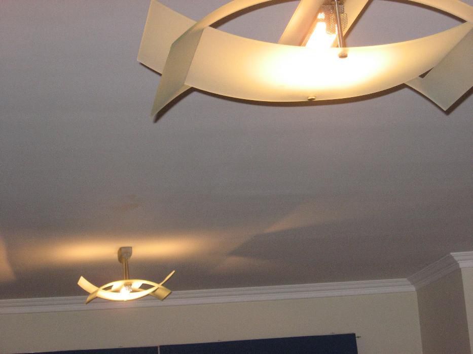 Dois Candeeiros de Teto Sala e Sala de Estar Tamanhos Diferentes