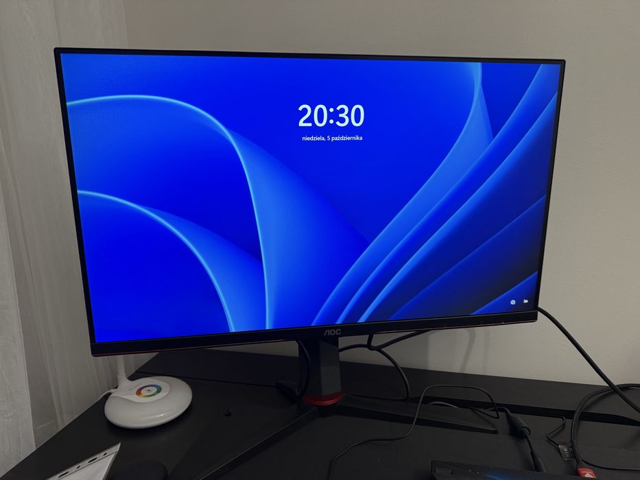 Monitor AOC 27G2U