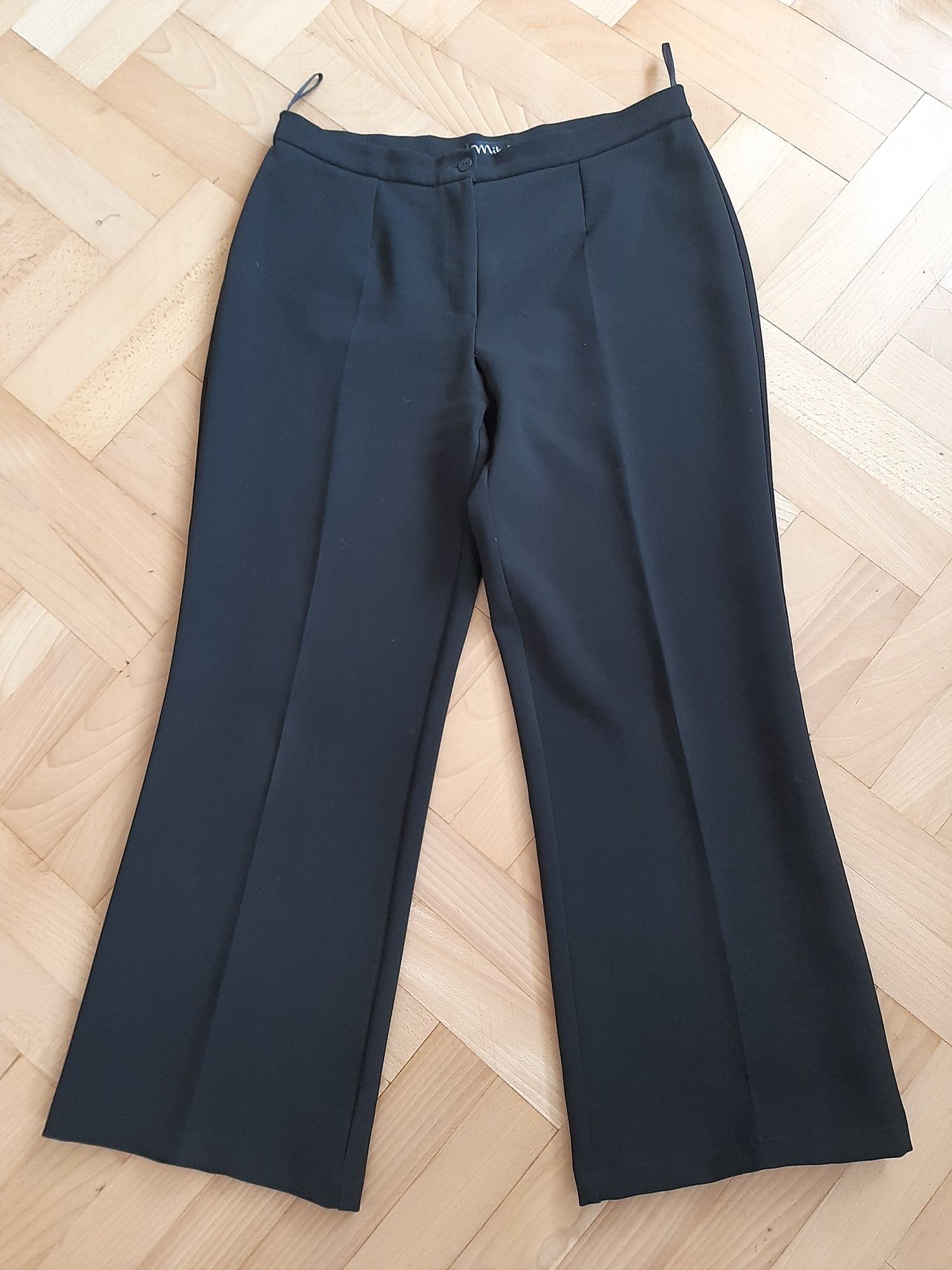 Spodnie 2/3XL eleganckie czarne na kant
