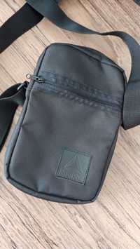 Nova Bolsa Reebok Style Foundation City DM7176 Unisexo Preto Tiracolo