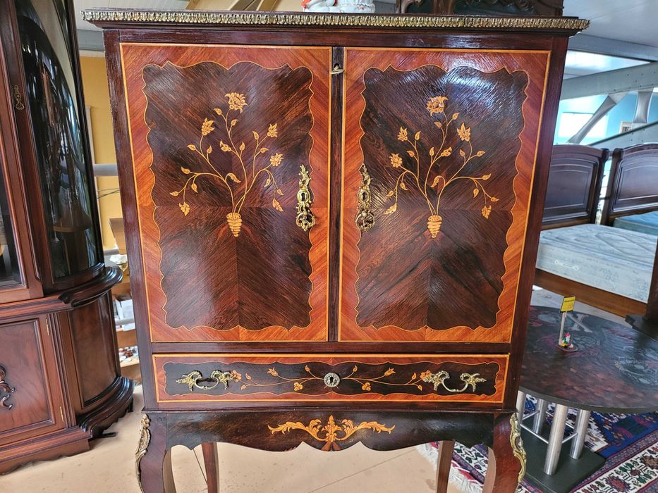 Móvel bar antigo - Muito bom estado geral