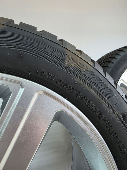 Nowe Koła Oryginalne Audi Q8 E-Tron Zimowe 20 Cali Bridgestone 2022