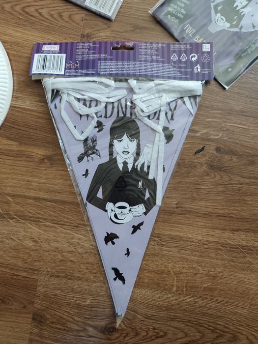 Zestaw urodzinowy Wednesday