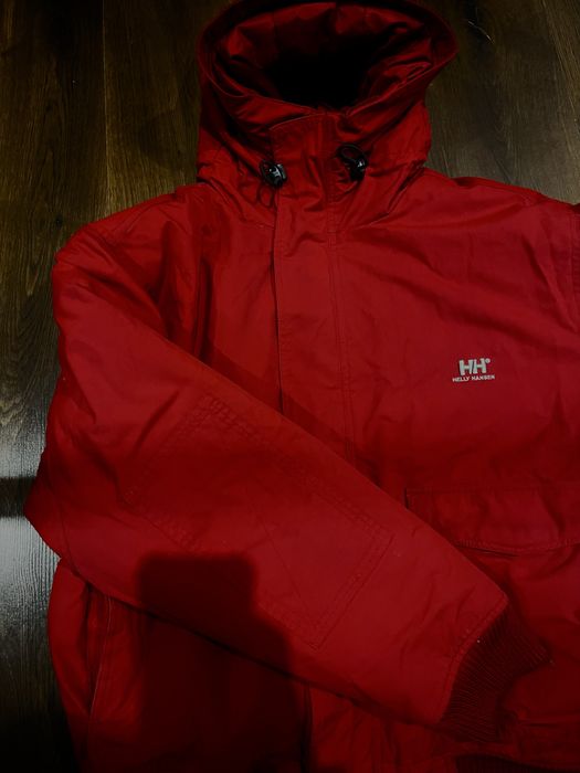 Пуховик Helly Hansen