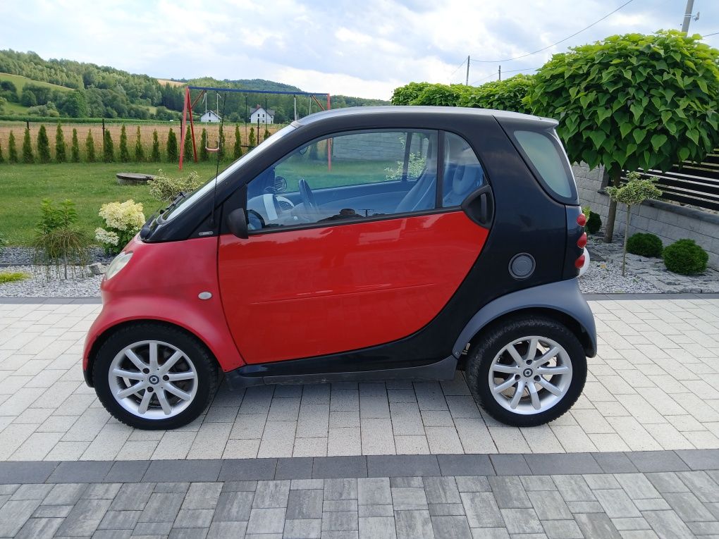 ** SMART Fortwo Coupe **