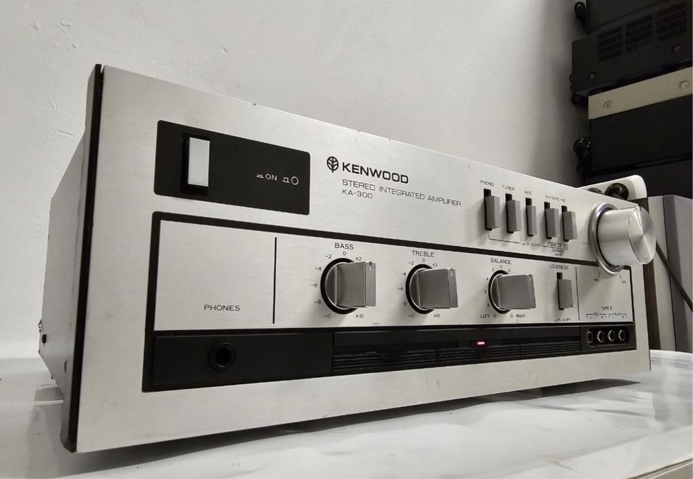 Wzmacniacz Kenwood KA-300. 2*50 W, Made in Japan