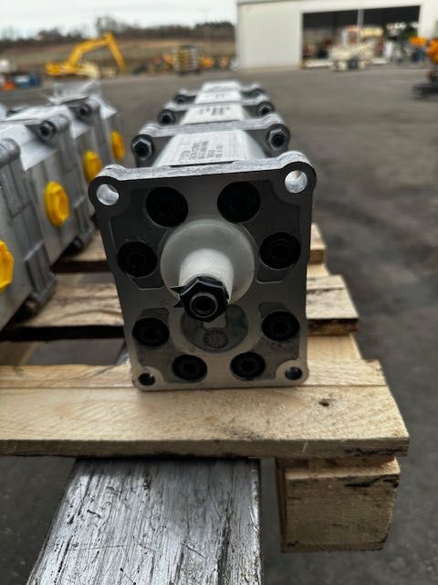 sauer danfoss pompa zespolona nowa