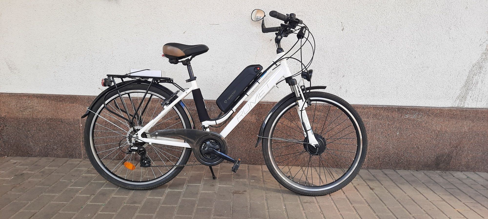 Elektryczny Romet Gazela 26" 250W damka rower damski Shimano e-Gazela