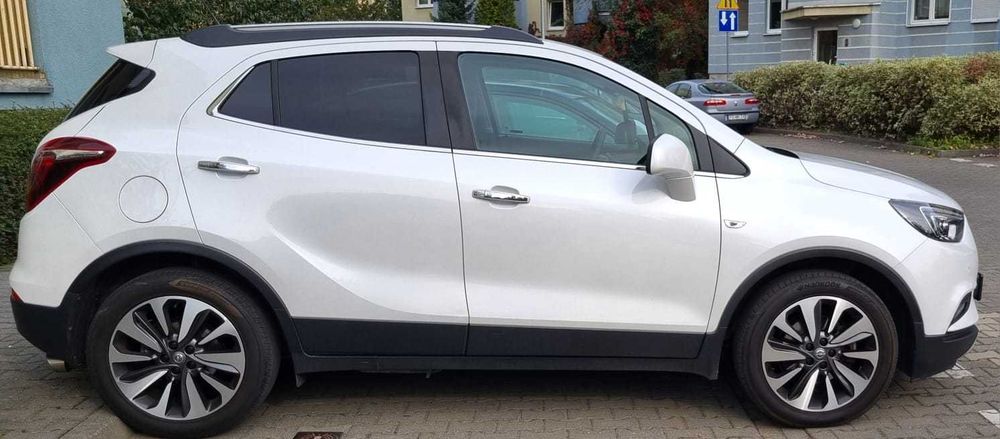 OPEL MOKKA  4x4  , po livcie , Biała perła , skóra full opcja