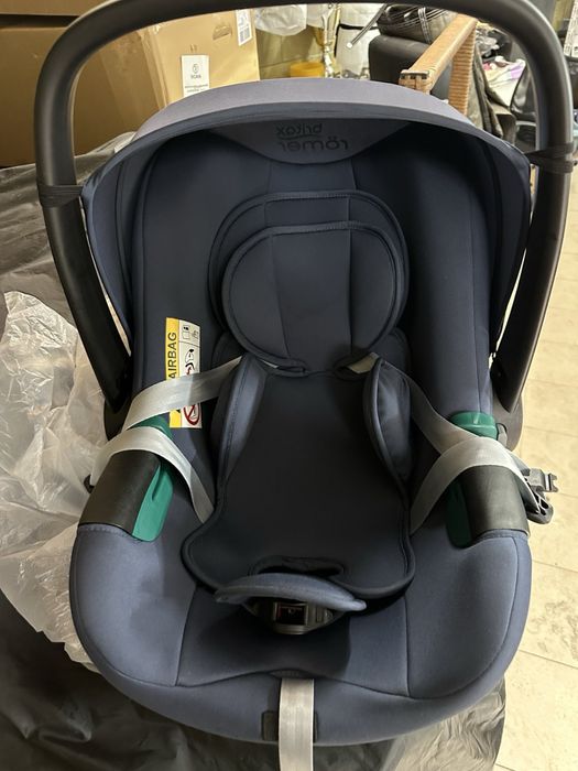 Britax-Romer автокрісло BABY-SAFE3 I-SIZE  с базой