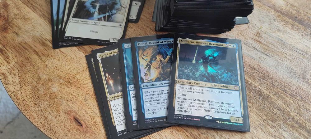 MTG Commander: Spirit Squadron -Deck/Ultra Pro
