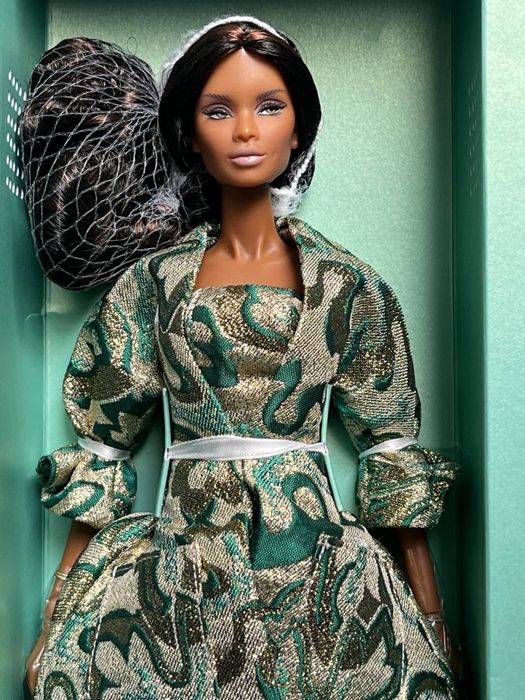 Integrity toys x Sachika Chic Opulence Nyasha Lauder Doll NRFB Meteor