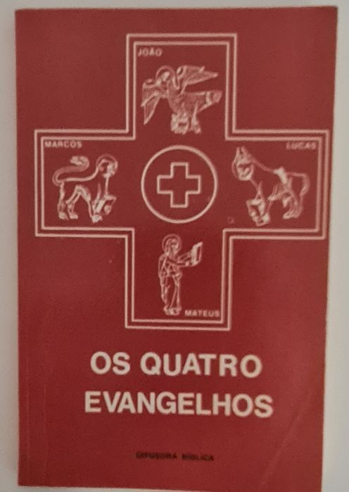 Vários livros de vários autores.