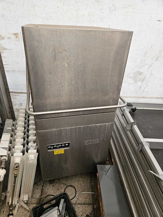 Zmywarka kapturowa gastronomiczna Silanos