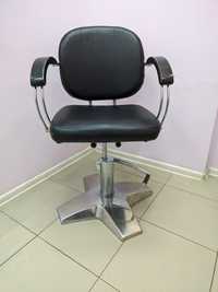 парикмахерское кресло перукарське крісло