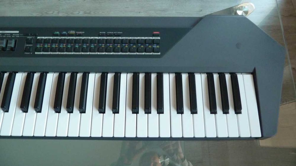 Syntezator ROLAND JX-1 - 1991 r. (oryg. futerał) - STAN KOLEKCJONERSKI