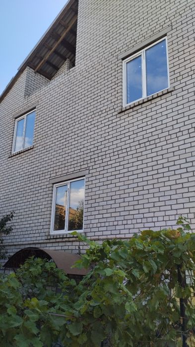 Продаю дом- недострой, пер. Железнодорожный, 25000 дол. Сша торг