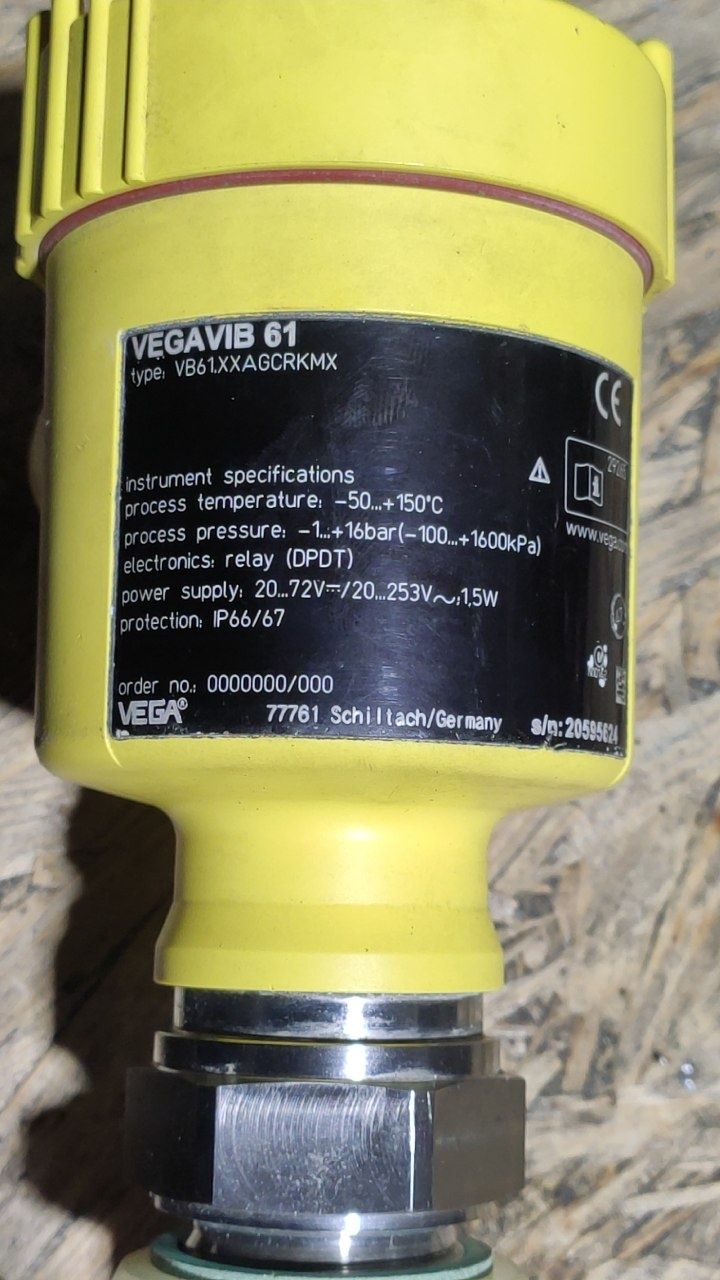 Vegavib 61 - Wibracyjny czujnik poziomu/napełnienia materiałów sypkich