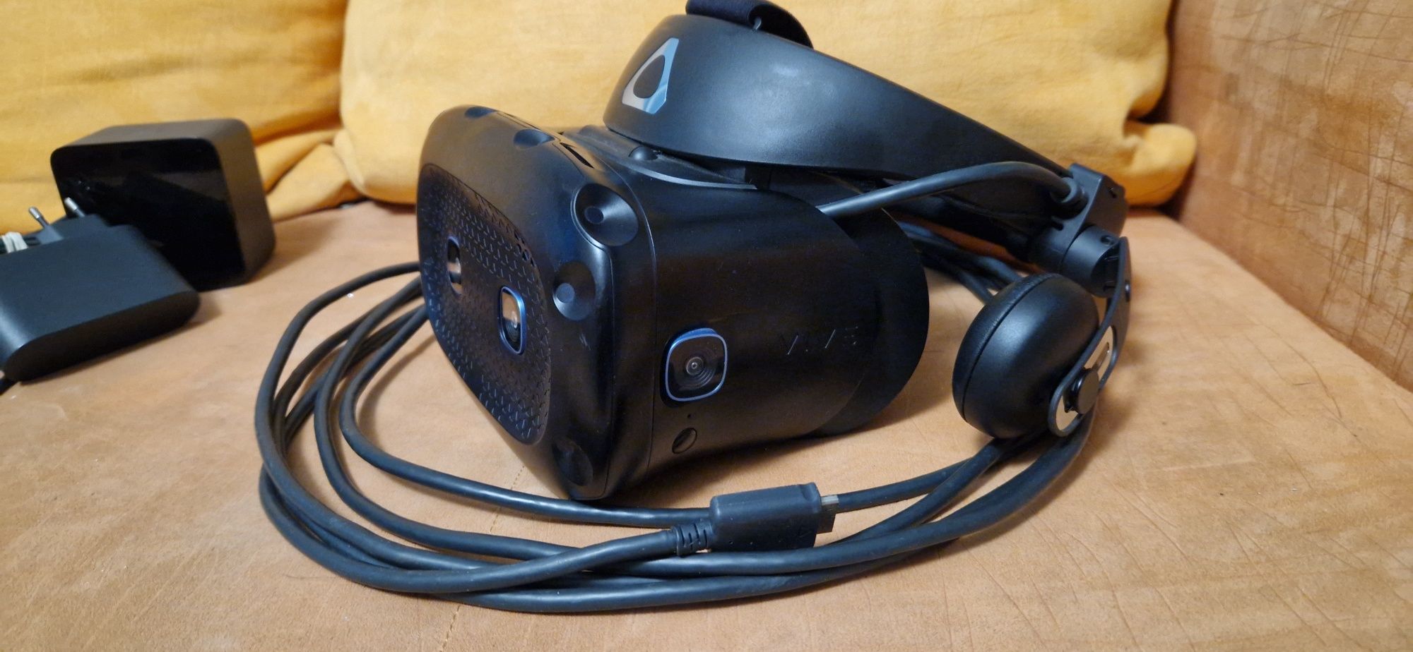 Gogle VR HTC cosmos vive elite