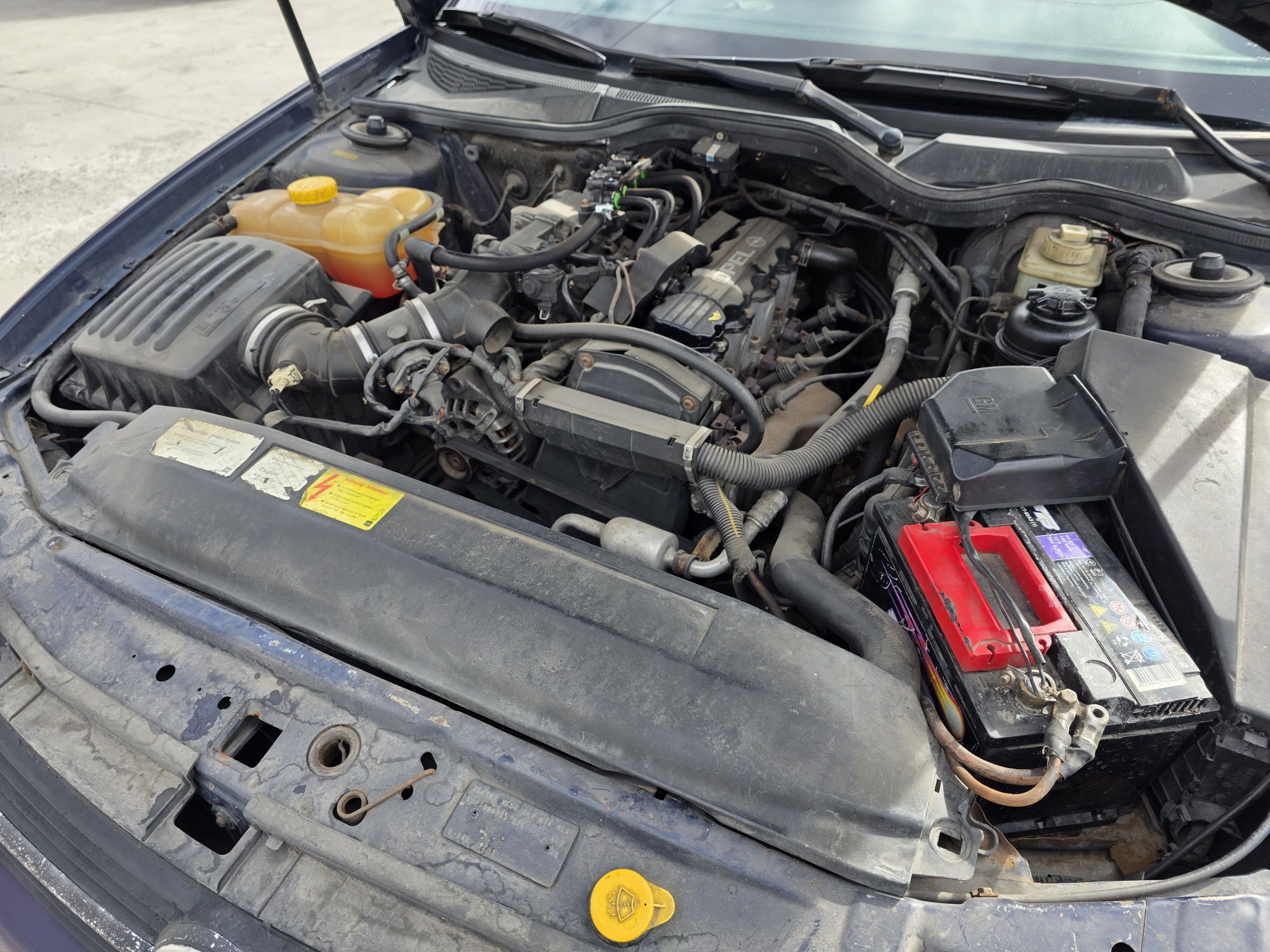 Opel Omega B 2.0 AT газ/бензин