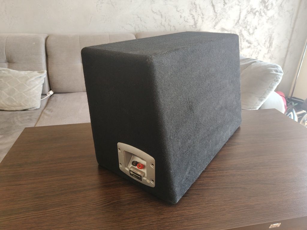 Subwoofer samochodowy JBL GT5-1204BR