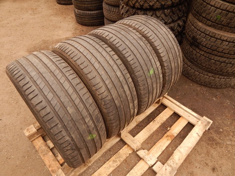 Шини 235 55 R19 Michelin Latitude Sport 3 France 2016 рік