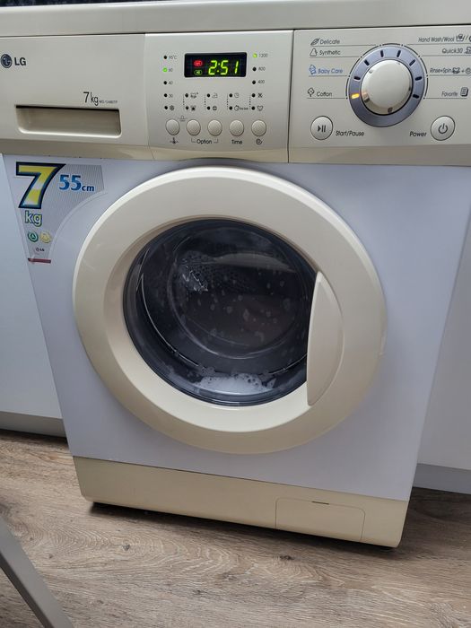 Pralka  automatyczna LG 7kg