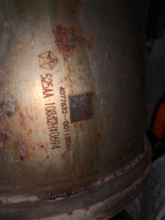 Jeep Grand Cherokee WK2 Lift 3.0 CRD Filtr Cząstek Stałych DPF/FAP Katalizator 525AA10832H