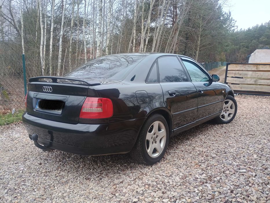 Audi A4 B5 1.8 TB+GS sedan Stan Bardzo dobry Lift
