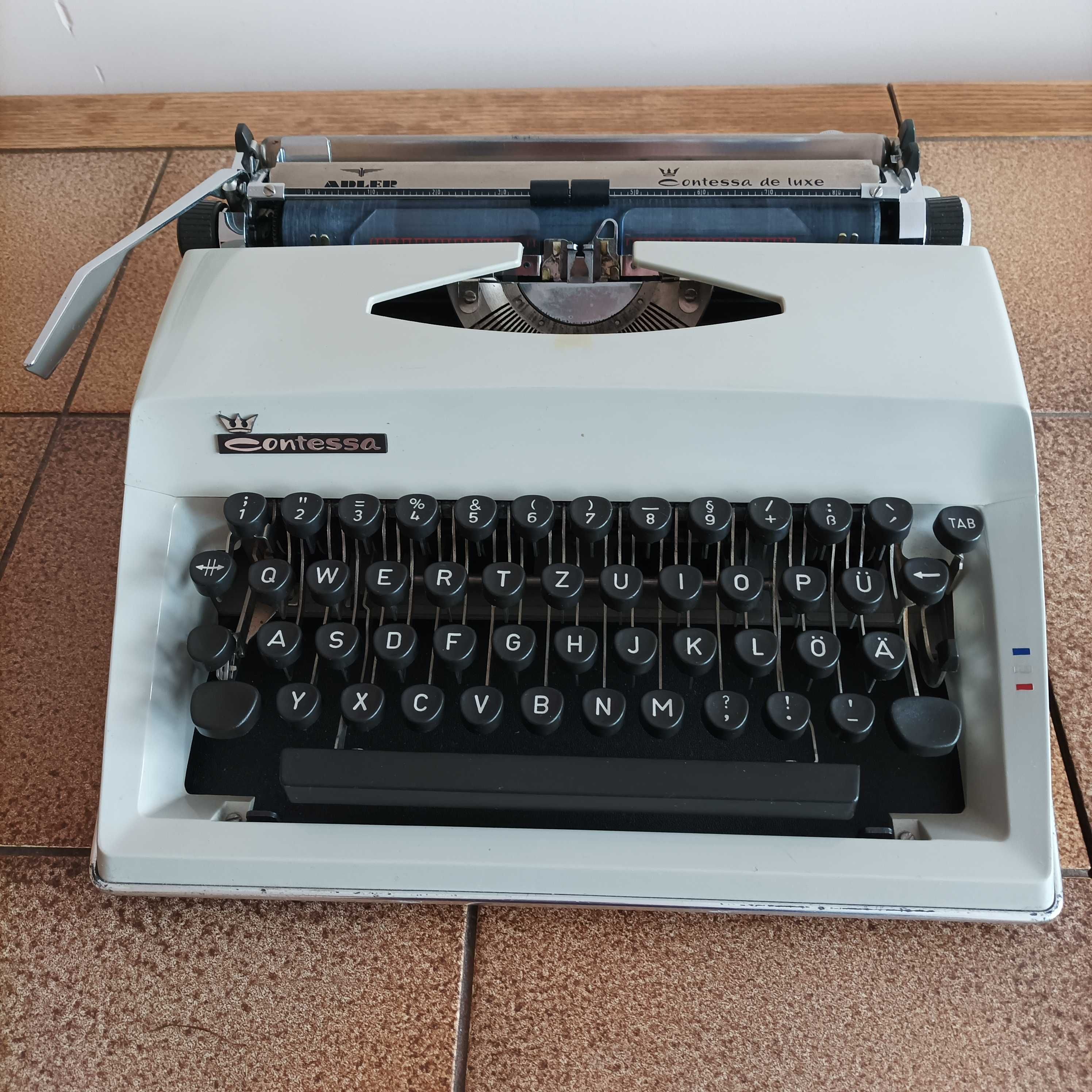 Stara walizkowa maszyna do pisania Adler Contenssa de luxe.