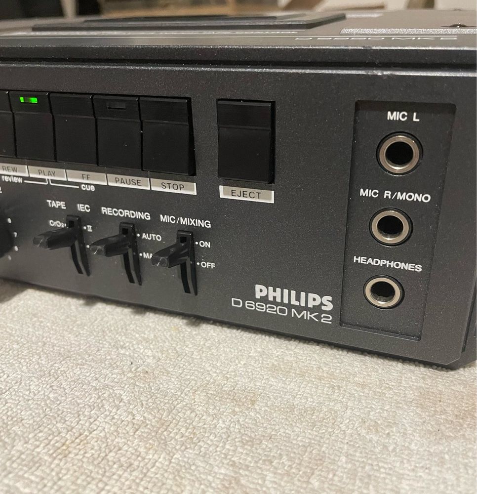 Philips D6920 MK2 кассетный магнитофон.