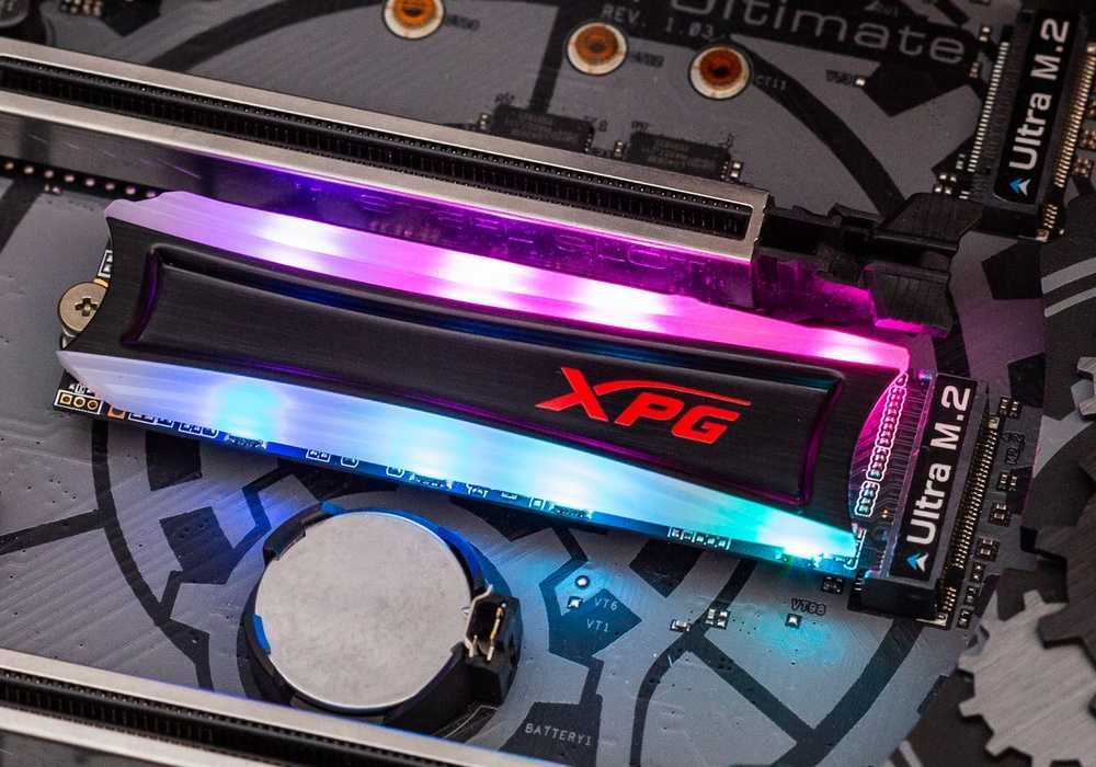 SSD ADATA XPG 4TB с подсветкой