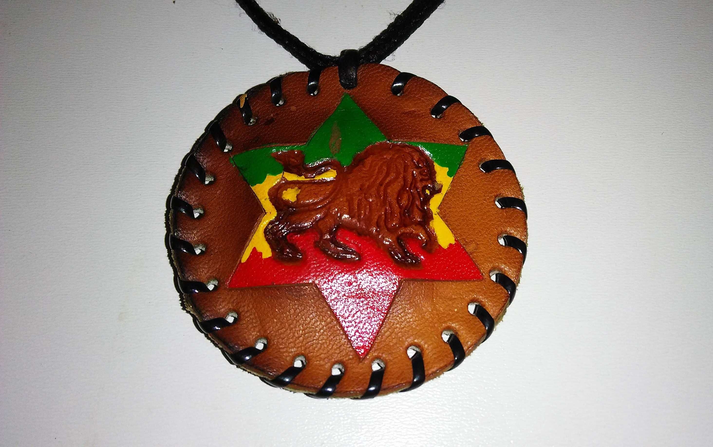 Винтажный кожаный медальон Лев Иуды на фоне звезды Давида Эфиопия