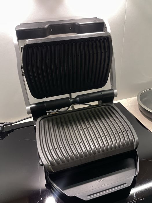 Tefal GC706D34 Optigrill+ Initial гриль-барбекю