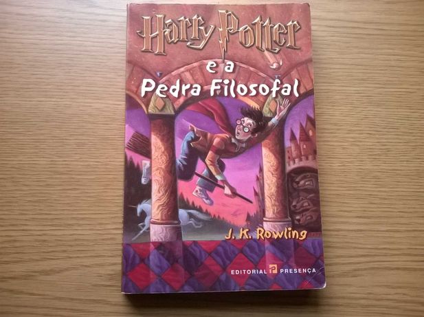 Harry Potter e a Pedra Filosofal - J. K. Rowling (portes grátis