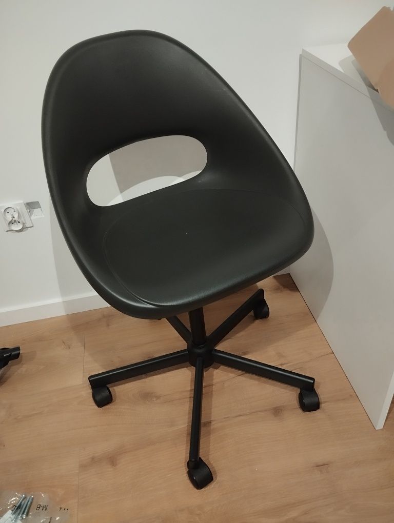 Krzesło obrotowe Ikea ELDBERGET / MALSKÄR