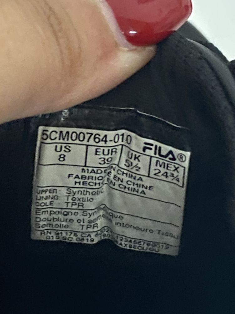 Tenis fila (usados)