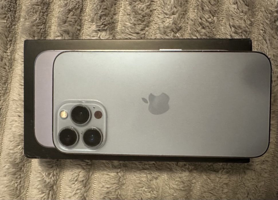 IPhone 13pro max 256 Neverlock