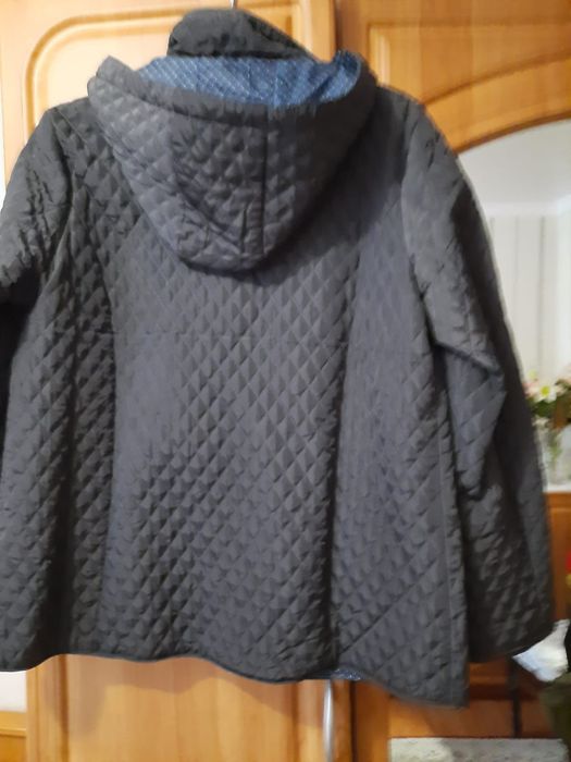 Куртка жіноча весна- осінь