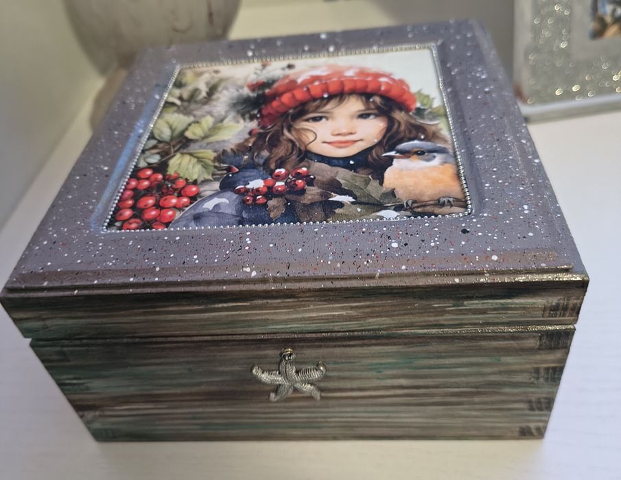 Dekoracja decoupage